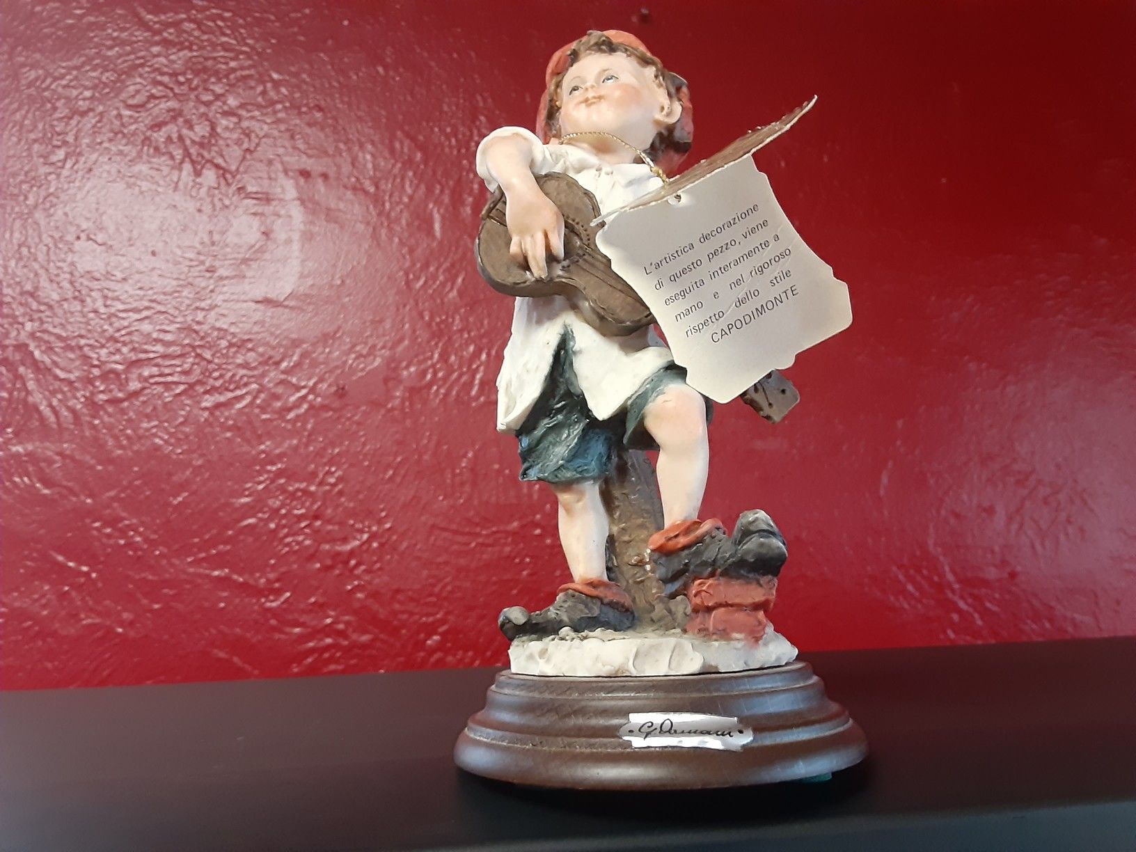 Gorgeous Looking Figurines Excellent condition With Paper WORK With It