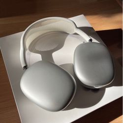 AirPods Max - Silver, Like New