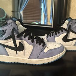 AIR JORDAN SHOES FOR MAN SIZE 9.5 IN GREAT CONDITION  