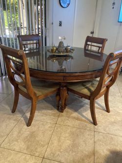 Dining Table Set
