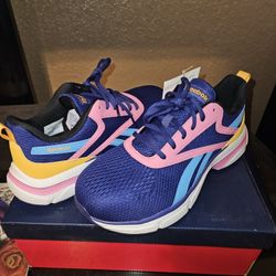 Reebok Women Work Shoes . 8