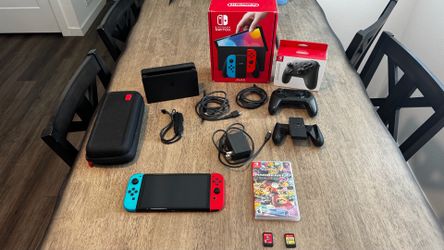 Nintendo Switch OLED + 3 games