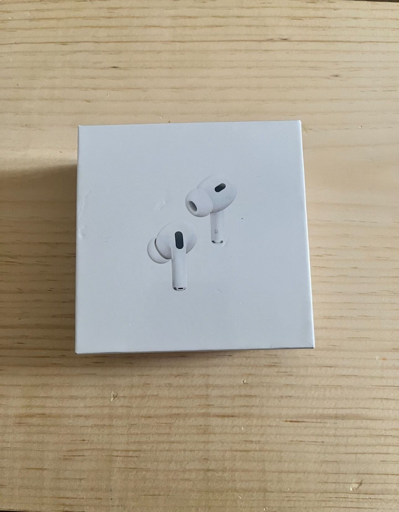 Wireless Bluetooth earbuds