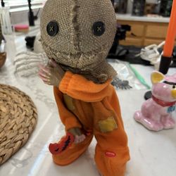 Sam Halloween Decor