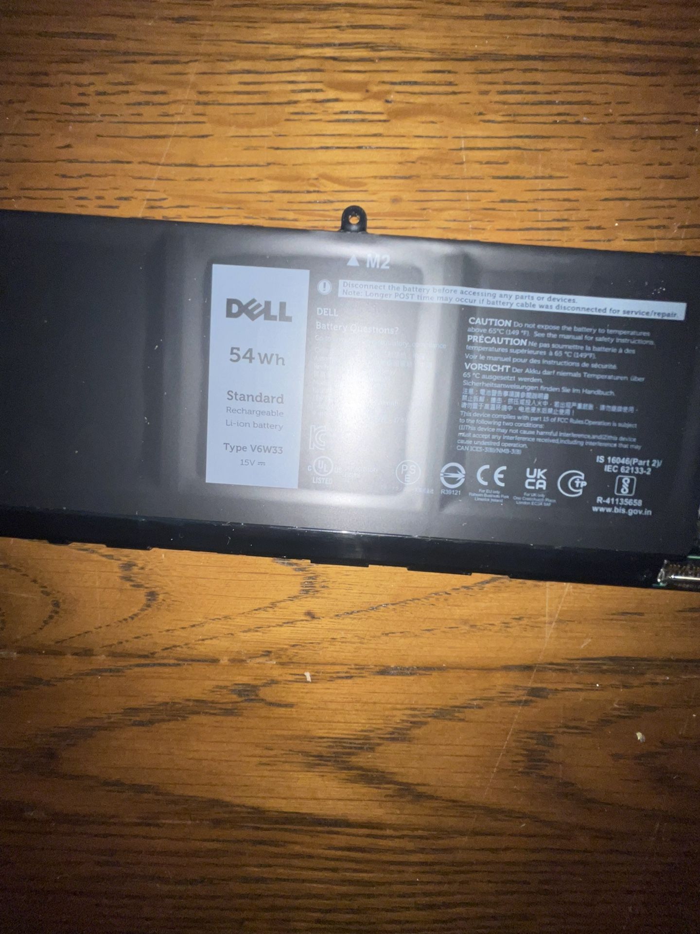 New Genuine Dell Laptop Battery Model V6W33