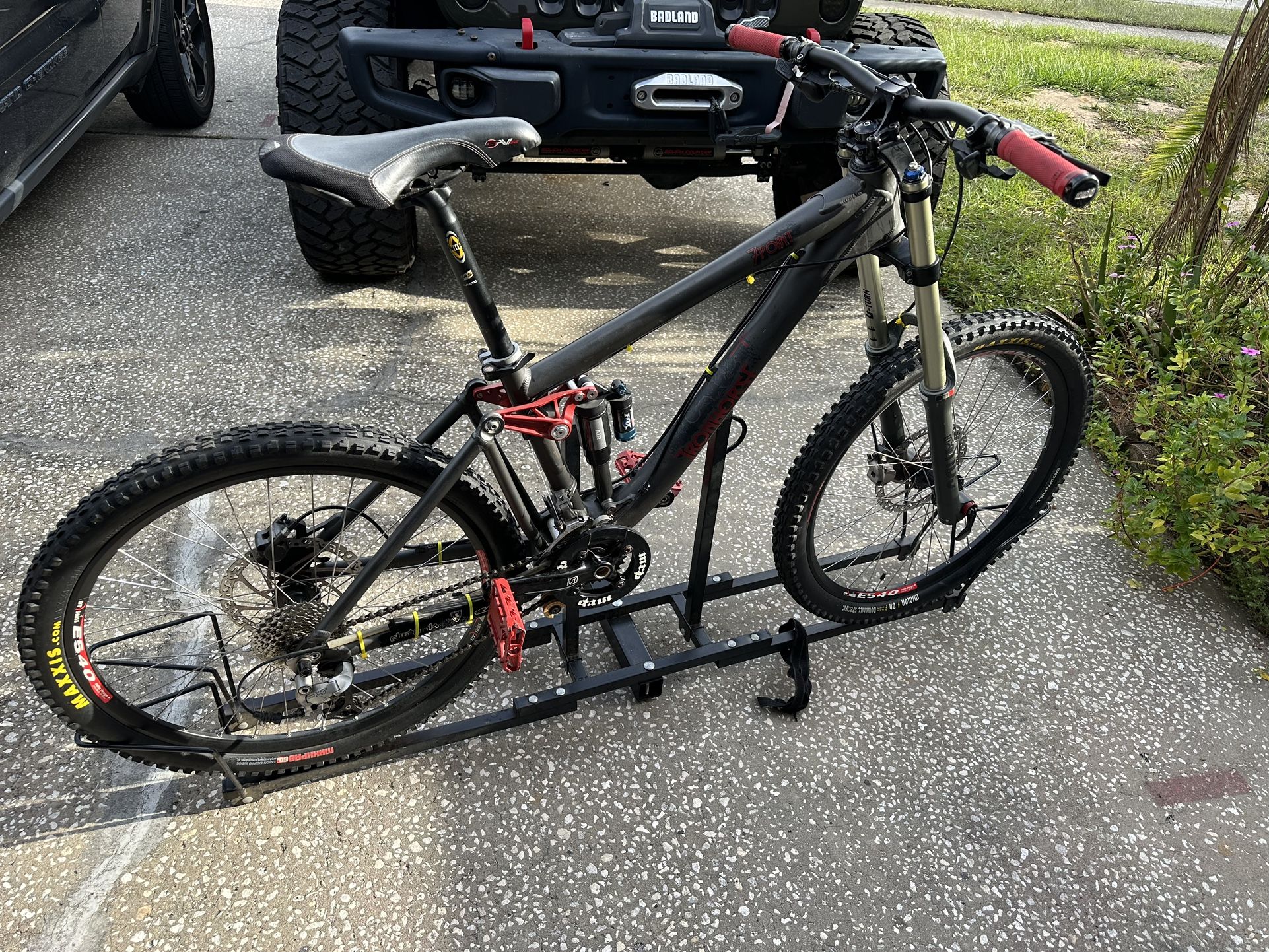 2009 Iron Horse Downhill Professional Mountain Bike