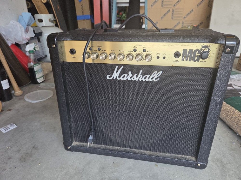 Marshall Guitar Amp