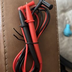 TL75 Silicone Hard Point Test Lead Set – CAT II 1000V, 10A – Red & Black