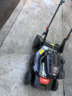 Echo lawnmower self propelled 190cc like new no bag no frame $199 firm
