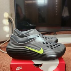 Nike Size 10 Reactx Rejuven8 blk Volt cool grey
