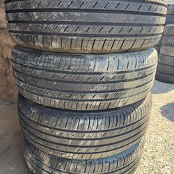 235/55r20 Michelin Tires En Excelentes Condiciones De Vida Las 4