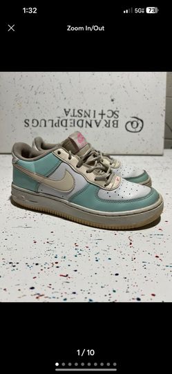 Nike air forces size 5y