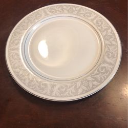 Imperial China, Whitney Dinner Plate , W. Dalton, 5671