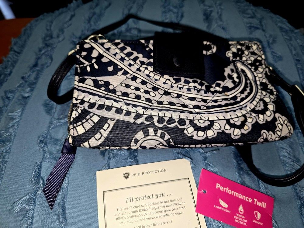 Vera Bradley- All In One RFID Crossbody NEW WITH TAGS