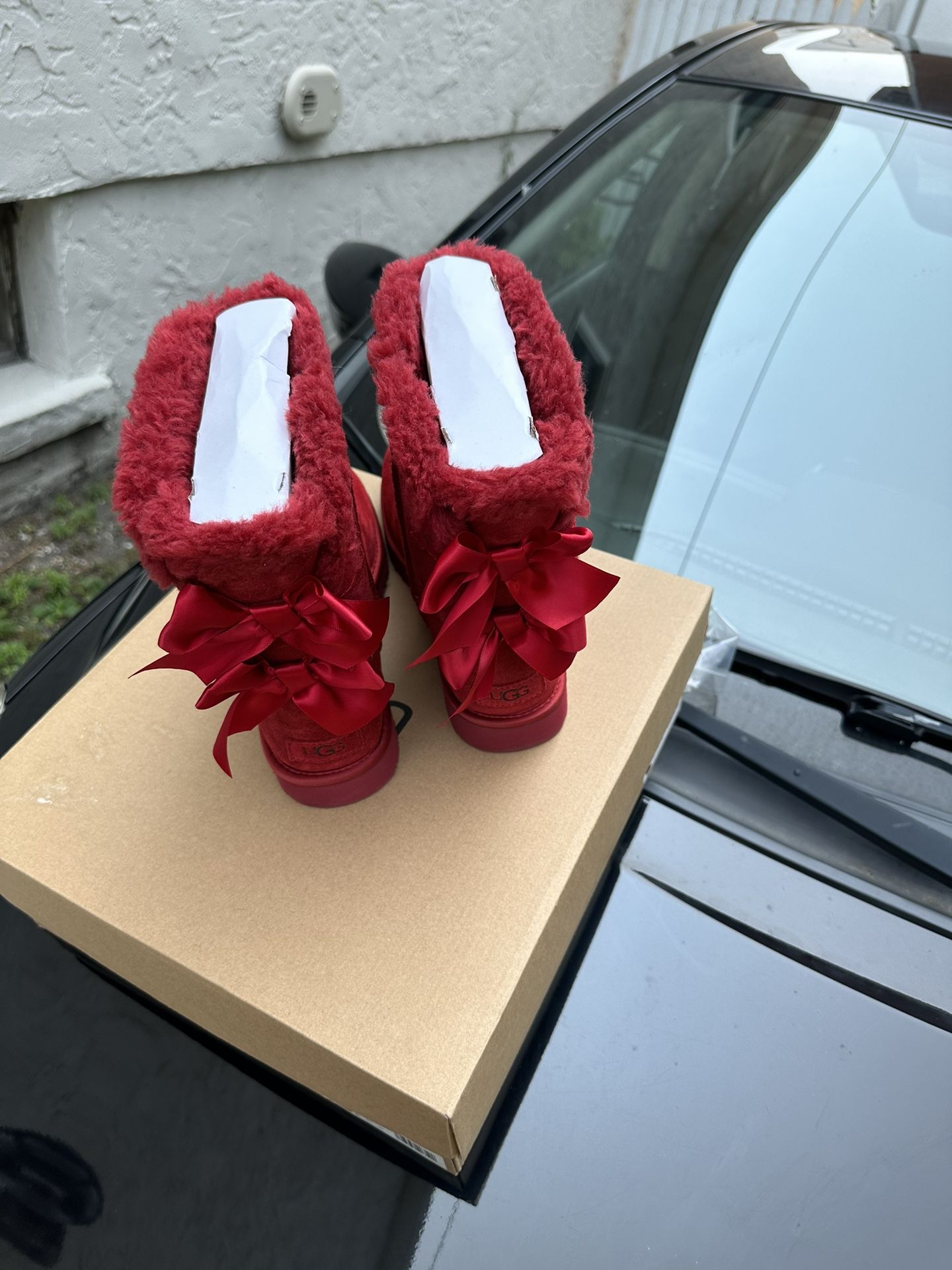 Red Uggs Size 9