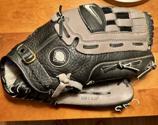 Nike Baseball Glove