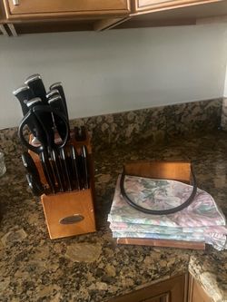 Kitchen items, knives set and dinner table mats