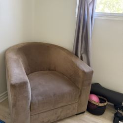 PICK UP ASAP- Accent Chair