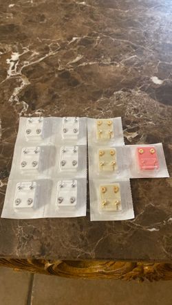 Sterilized ear piercing studs
