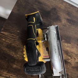 Cierra Circular Dewalt