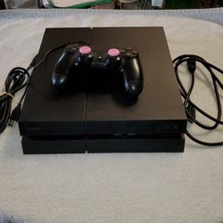 ps4 With Controller And Cords