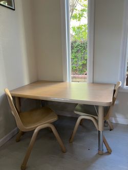Lakeshore table and 3 chairs