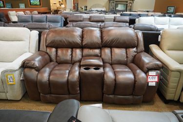 Zero-Gravity Triple Power Console Loveseat — HomeStretch 