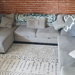 VERY NICE!! SLIGHTLY USED MULTIFUNCTIONAL/MULTIPURPOSE SECTIONAL SOFA SET