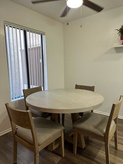Round Wood Dining Table with 4 Chairs
