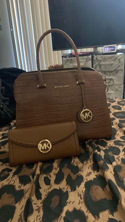 MK purse brand new