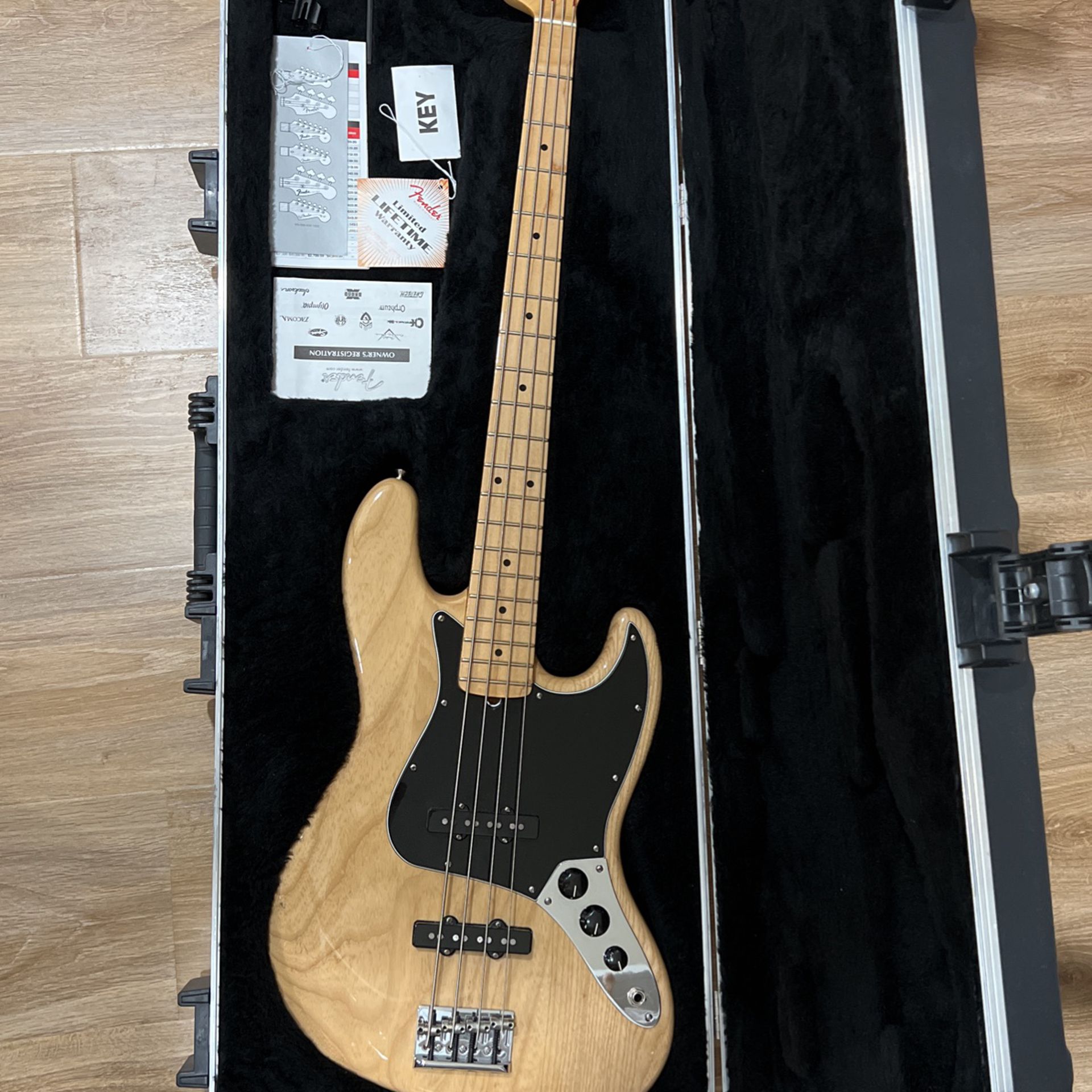 Fender American Professional Jazz Bass Natural Electric Bass Guitar