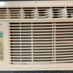 STP white Air Conditioner - Used