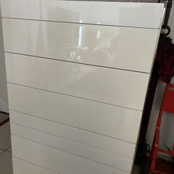 Men’s Dresser 