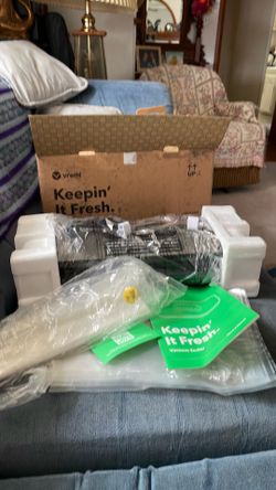 Vacuum sealer new unused