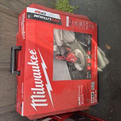 Milwaukee Air Snake M12 Auger 