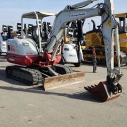2018 Takeuchi TB240 8,500# Mini Excavator