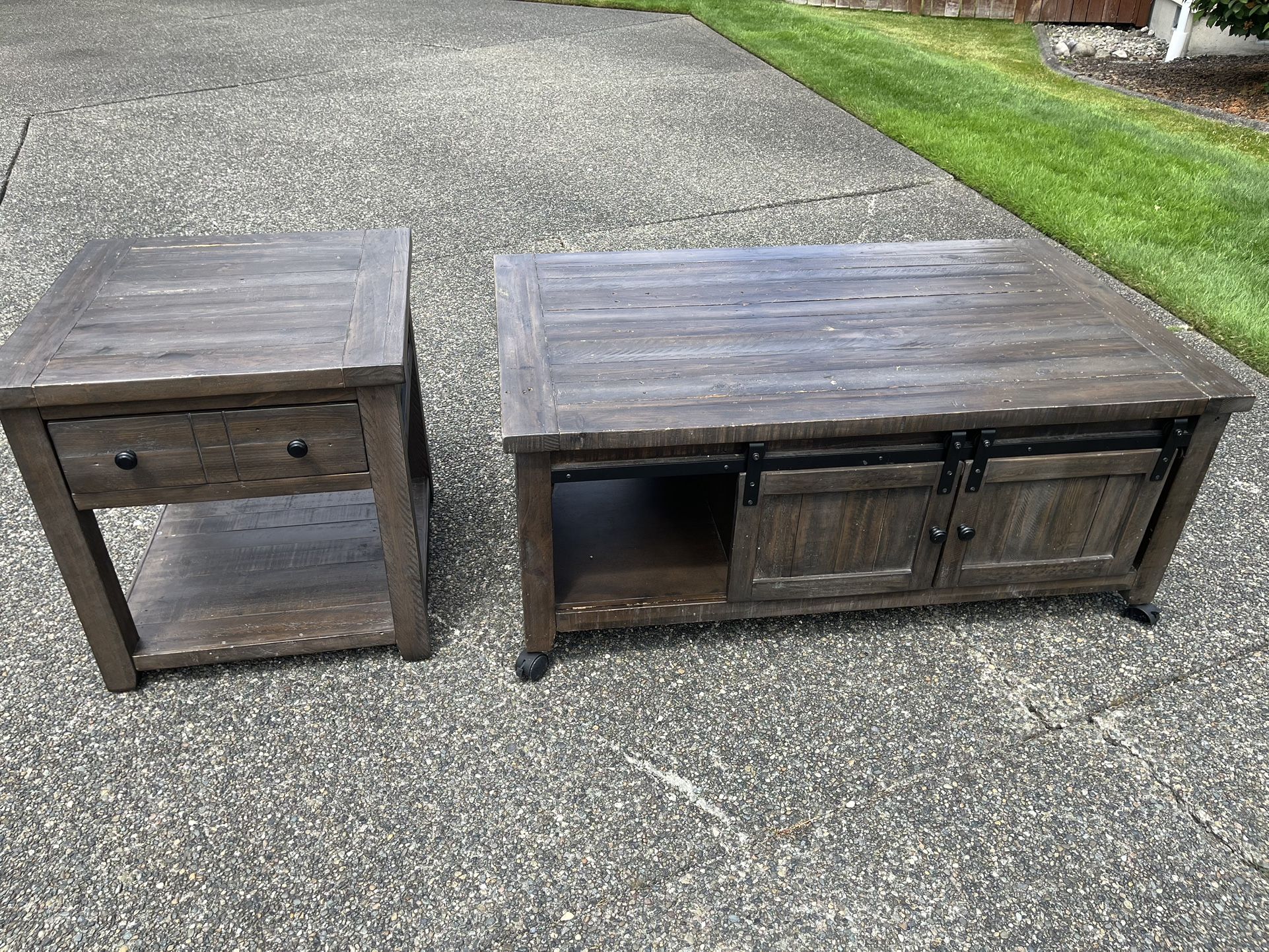 Coffee and End Table 