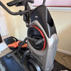 Bowflex M5 Max trainer