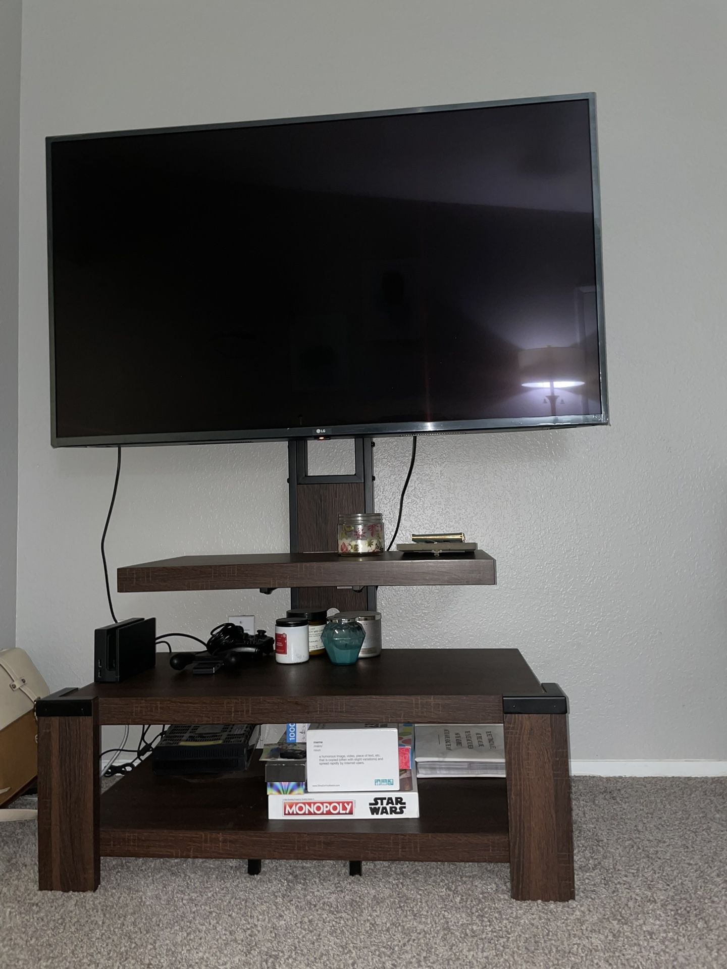 TV Stand with floater mount up to 55”