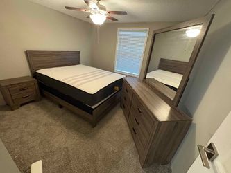 BRAND NEW QUEEN SIZE BEDROOM SET $645! KING $699!