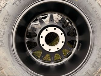 Brand New Tires & Wheels 35x12.50R20 LT