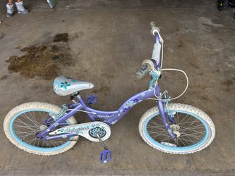 Girls Deelite Schwinn Bike
