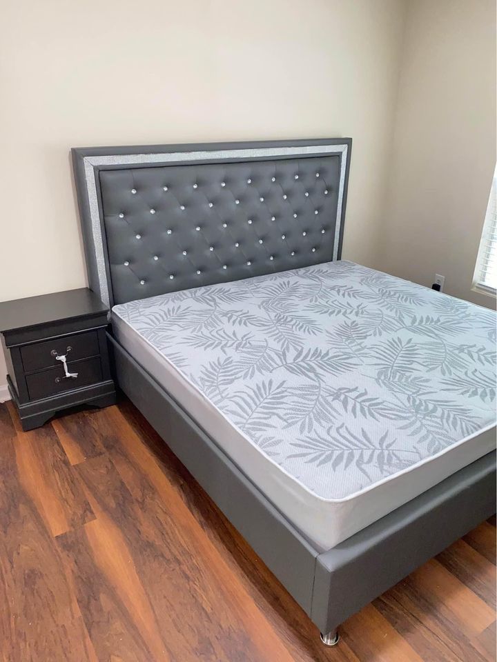 Diamond Tufted Gray Queen And King Size Bed Frame