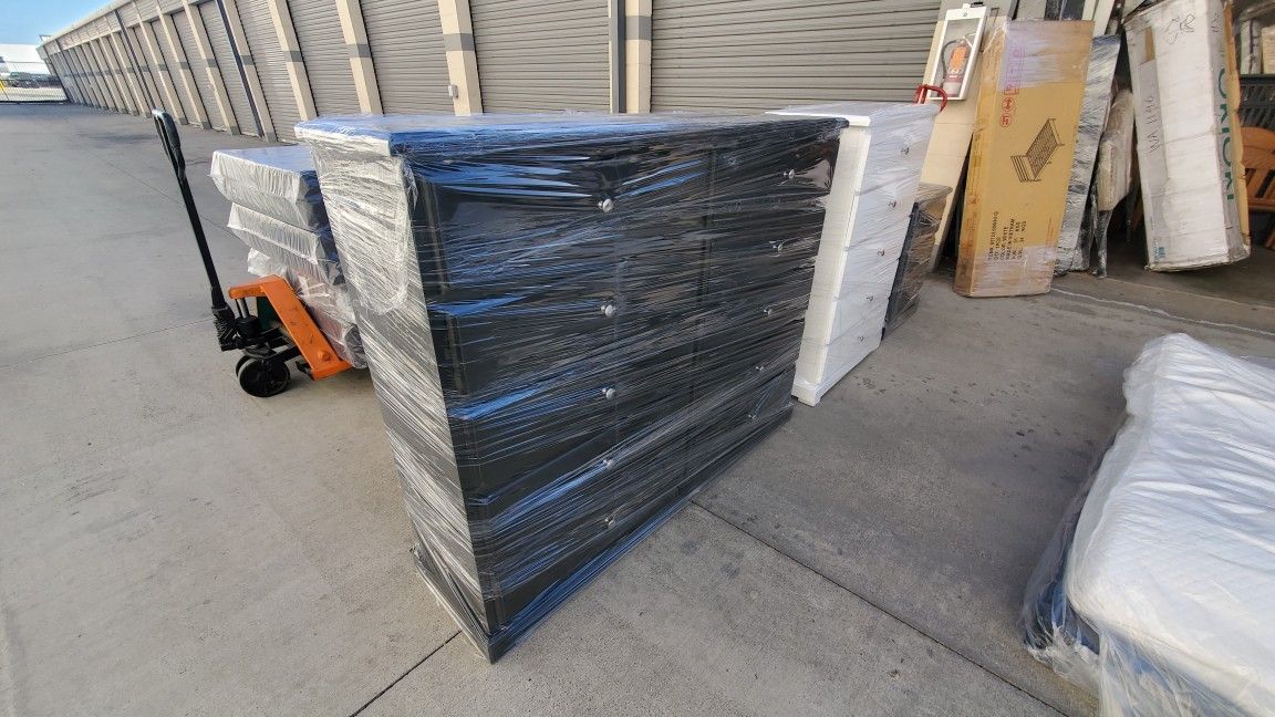 Dresser With 8 And 10 Drawers 399 Free Delivery Local