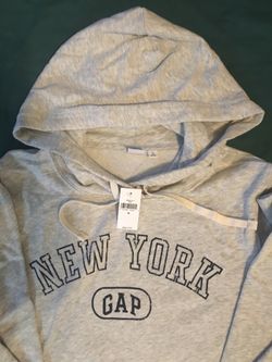 GAP Gray Pullover Hoodie Size M