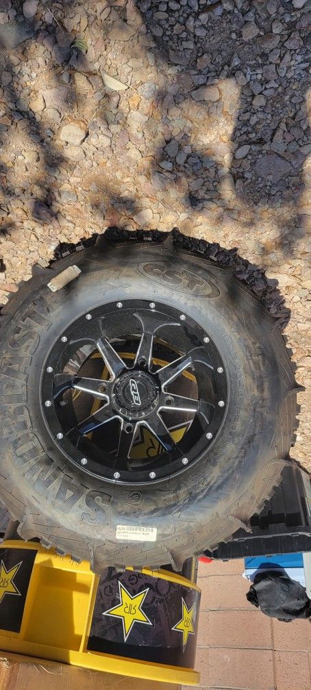 RZR QB Wheels & Sandblast Paddle Tires