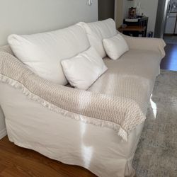White Sofa With Single Bottom Pillow