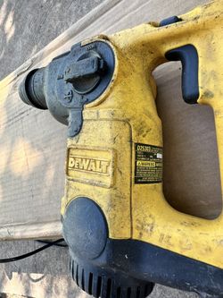 Dewalt D25303 Hammer Drill