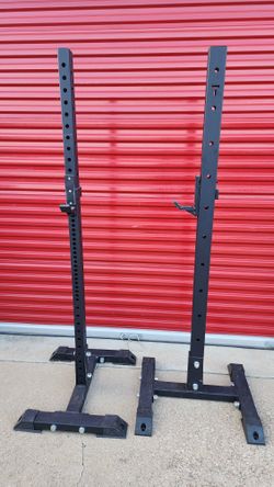 TITAN SQUAT STANDS Titan T3 Independent Squat Stand Power Rack T 3 for Sale in Mansfield TX OfferUp