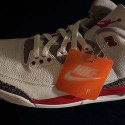 JORDAN 3 Fire Red Size 12